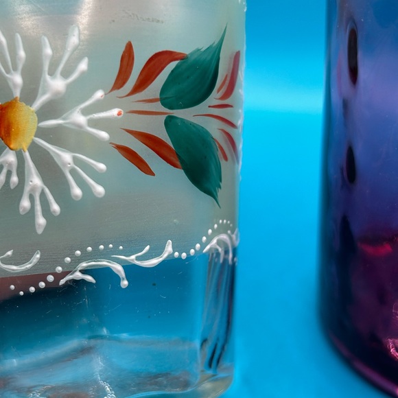 Victorian antique drinking glasses cranberry art glass and hand painted floral - Picture 3 of 4